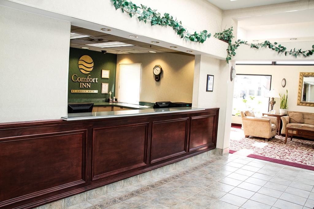 Quality Inn & Suites Olde Town Portsmouth Bagian luar foto