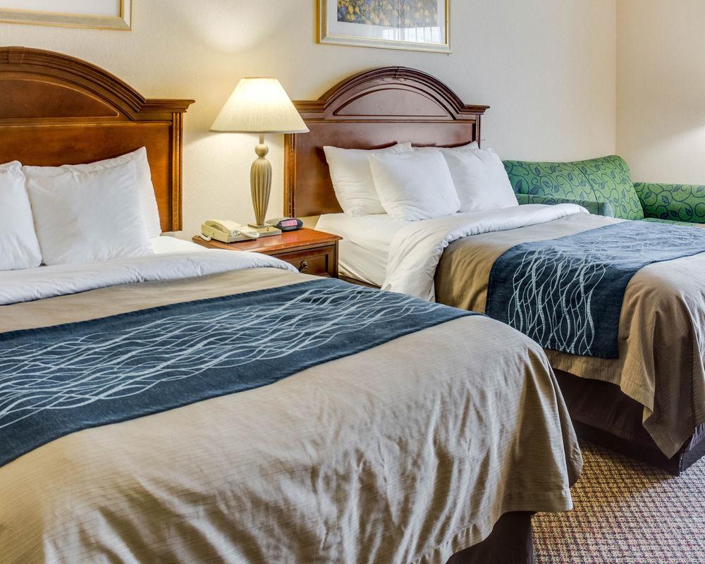 Quality Inn & Suites Olde Town Portsmouth Bagian luar foto